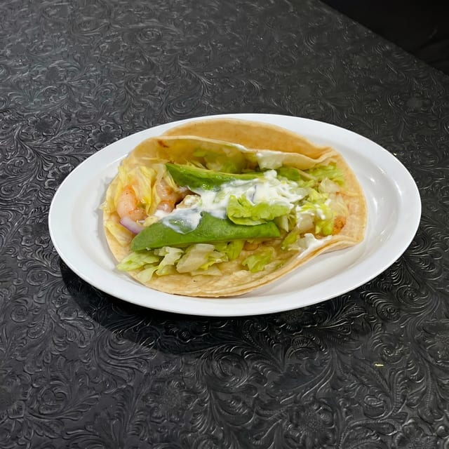 Taco de Camarón / Shrimp Taco.