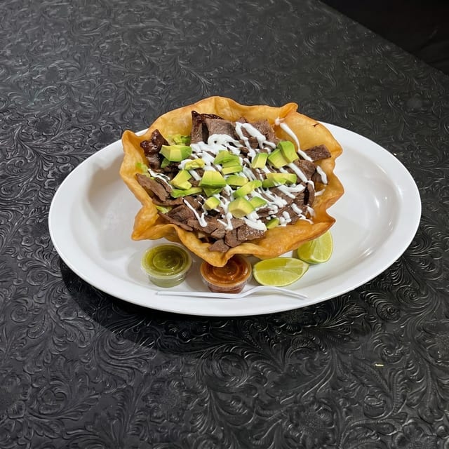 Salad Bowl Las Aves Salad.