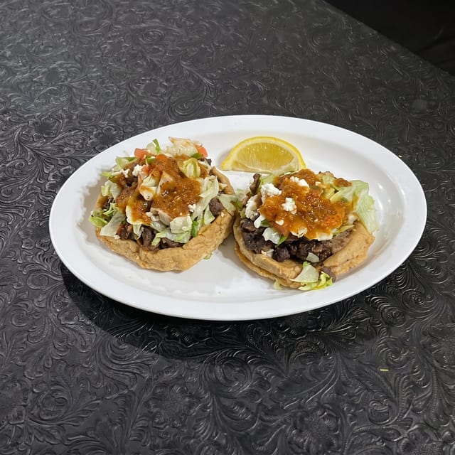 Sopes.